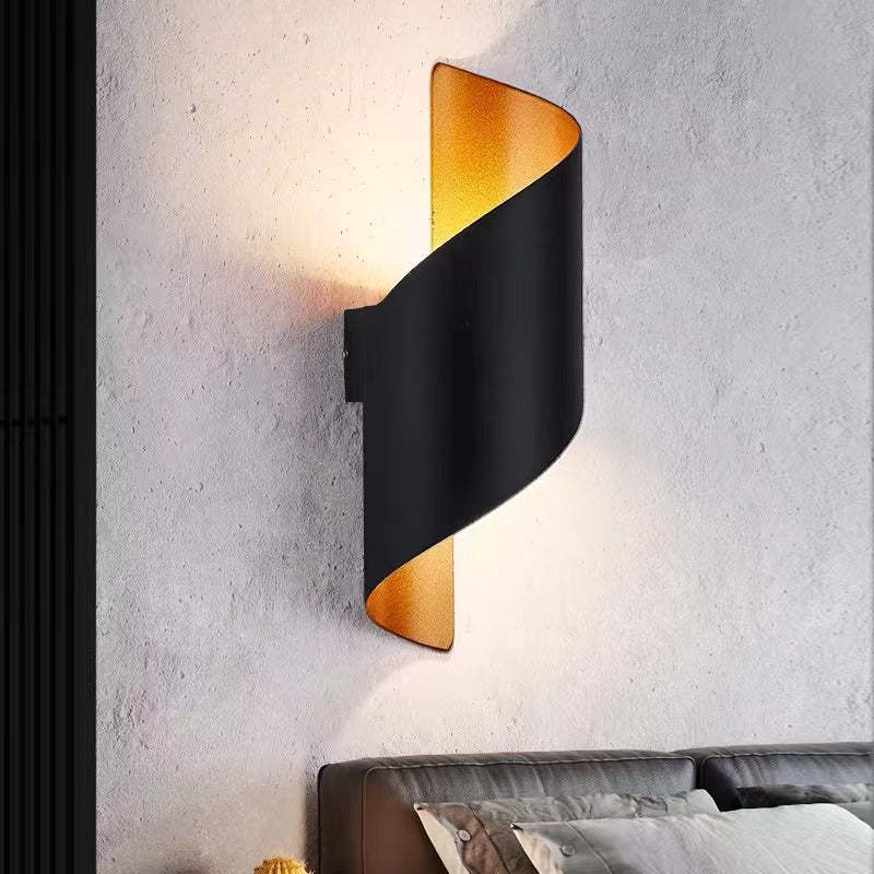 Luno Wall Lamp