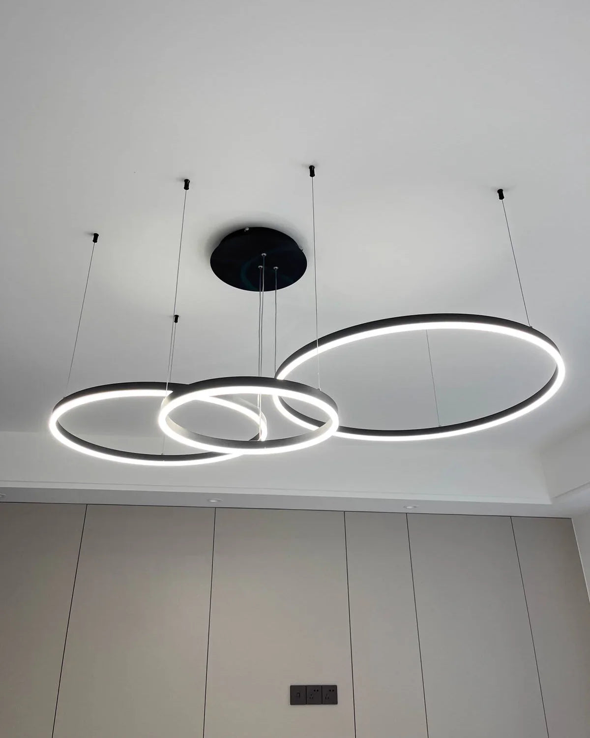Orbita Multi-Ring LED Chandelier