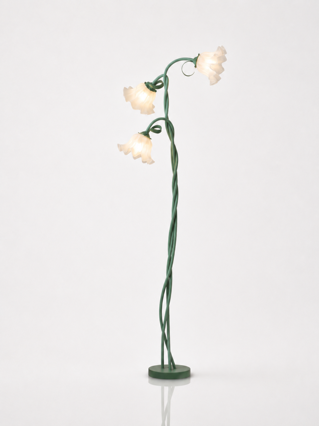 Blossom Grace Floor Lamp | Elegant Floral Design, Warm Ambient Light for Living Room
