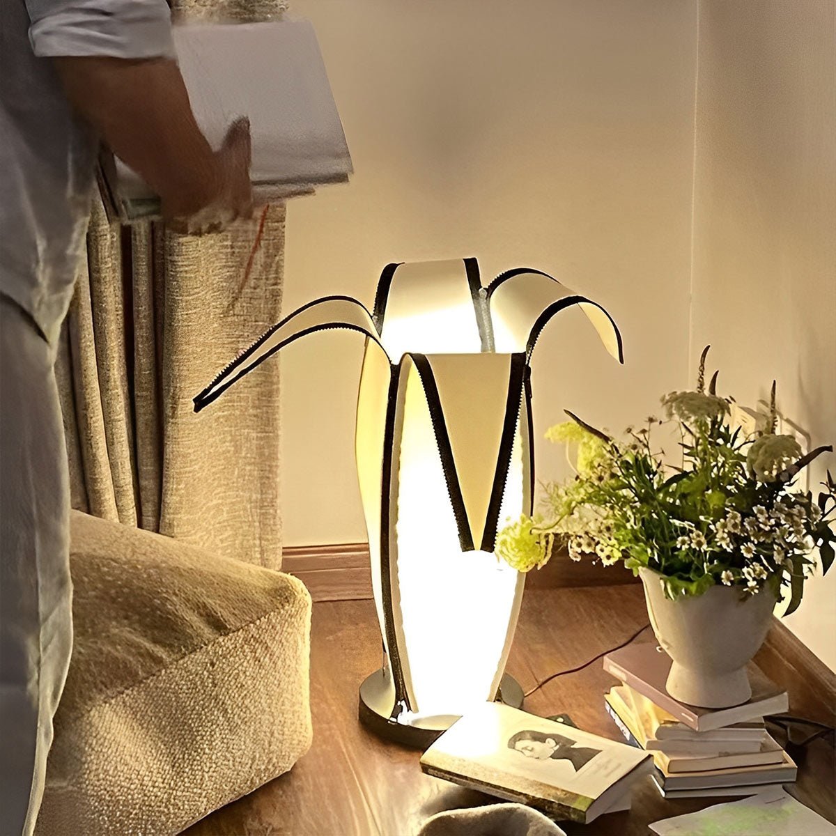 Sora Sculpt Floor Lamp: Modern Decorative LED Lighting