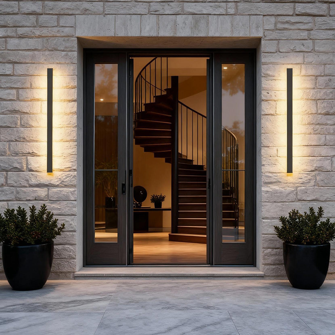 Bree Outdoor Light