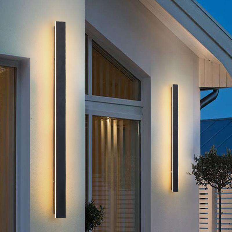 Bree Outdoor Light