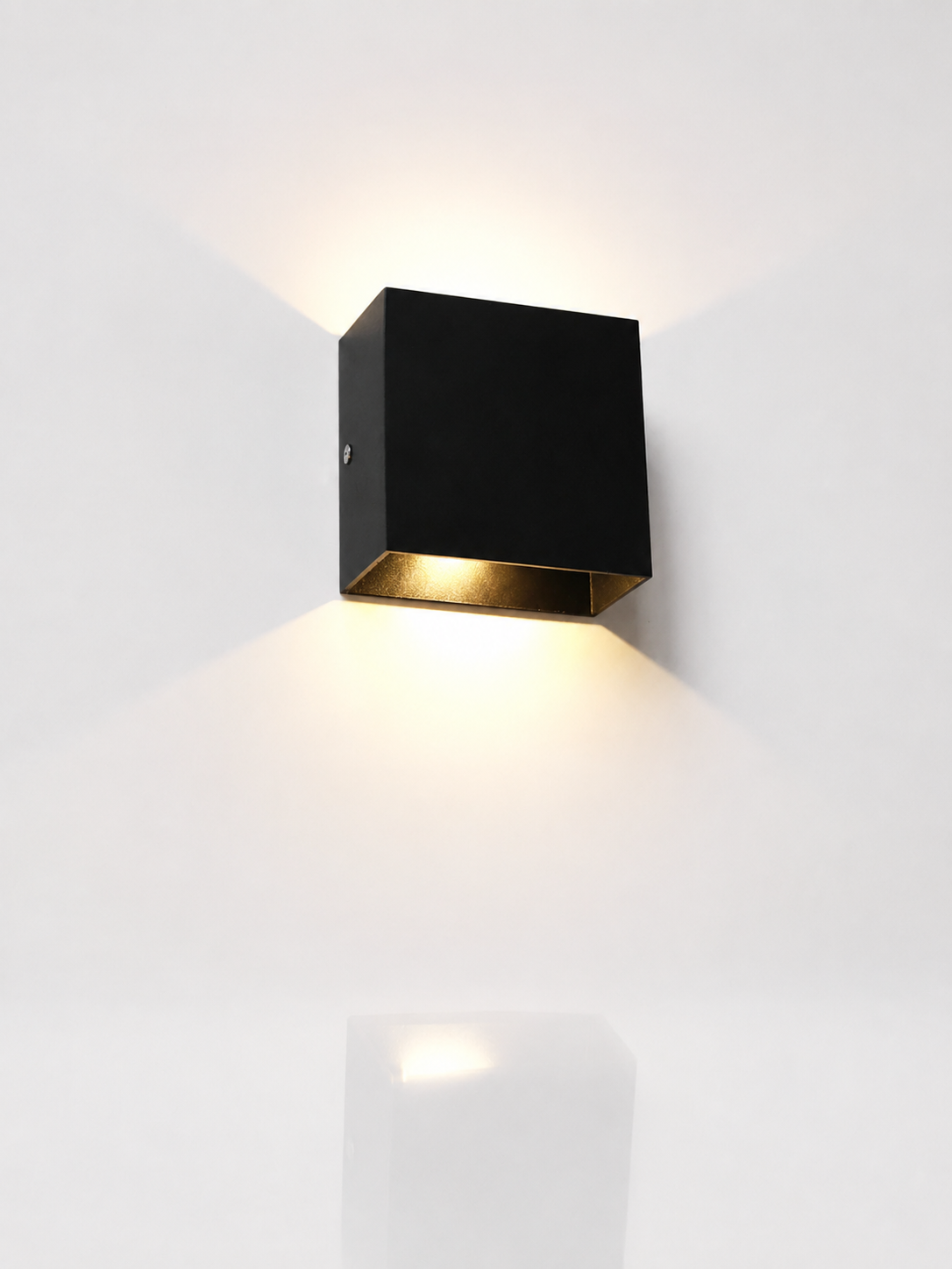 Up & Down LED Cube Wall Lamp