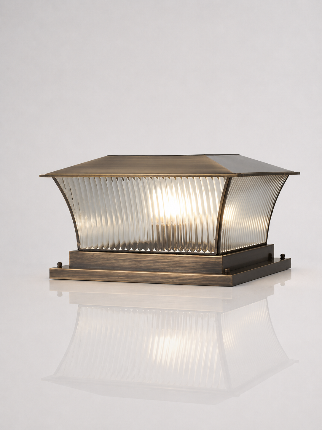 Classic Copper Garden Outdoor Light