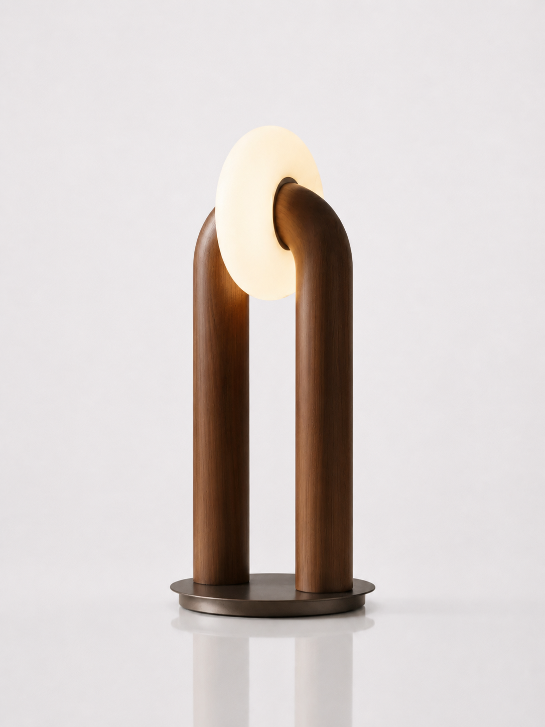 Minimalist Arch Touch Table Lamp