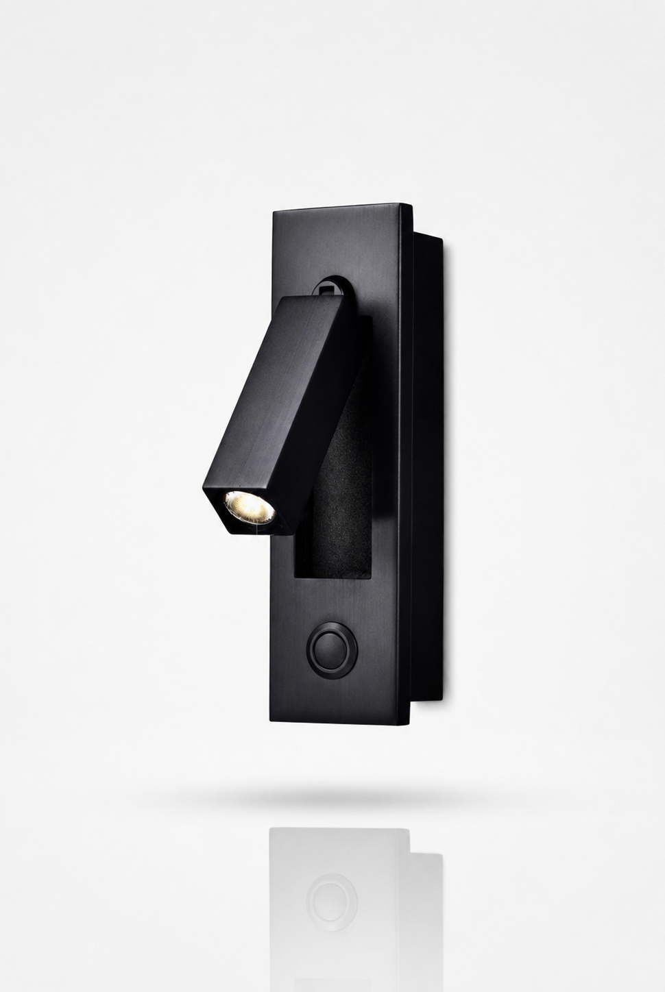 Linear Focus Wall Lamp