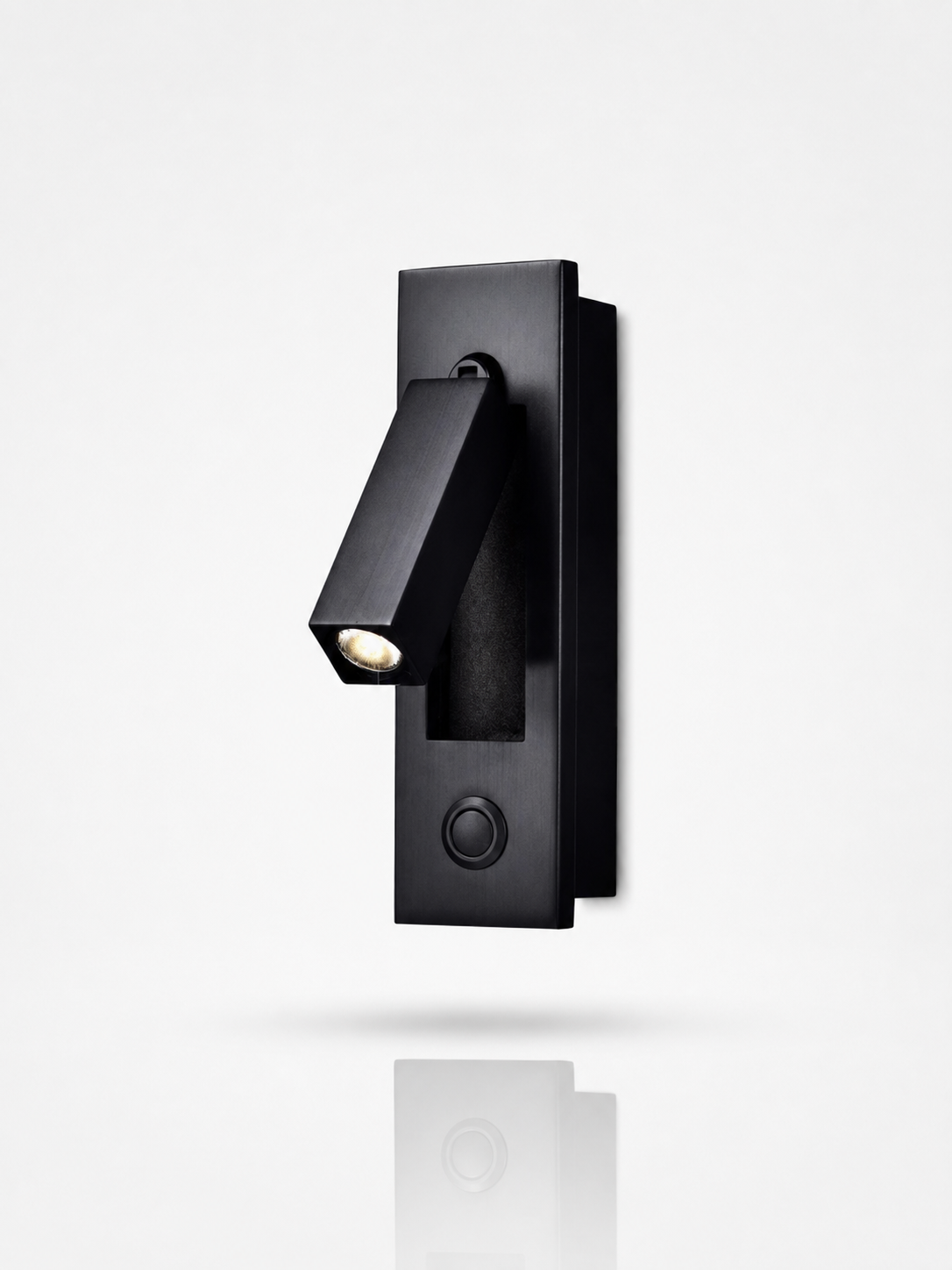 Linear Focus Wall Lamp