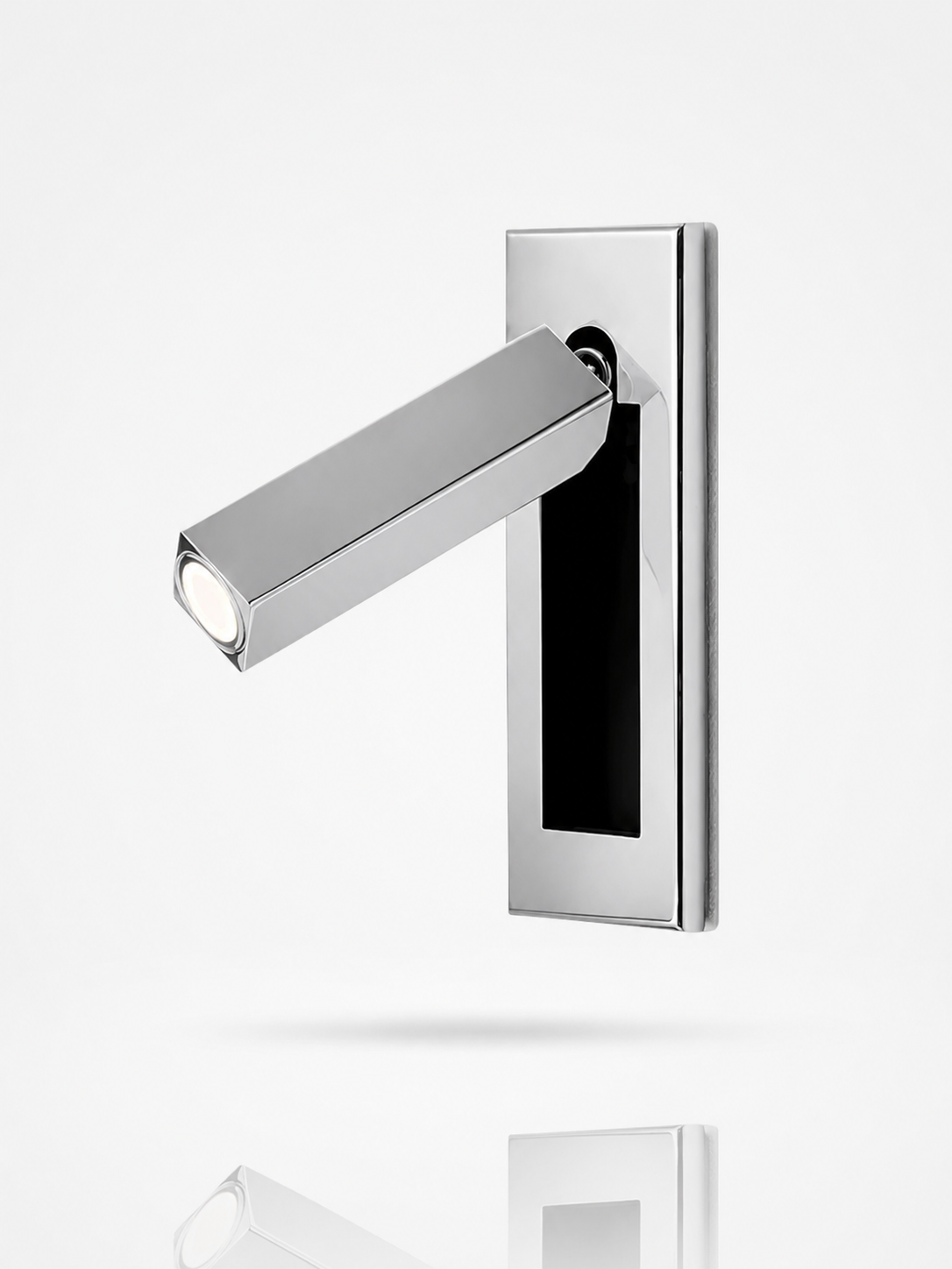 Linear Focus Wall Lamp