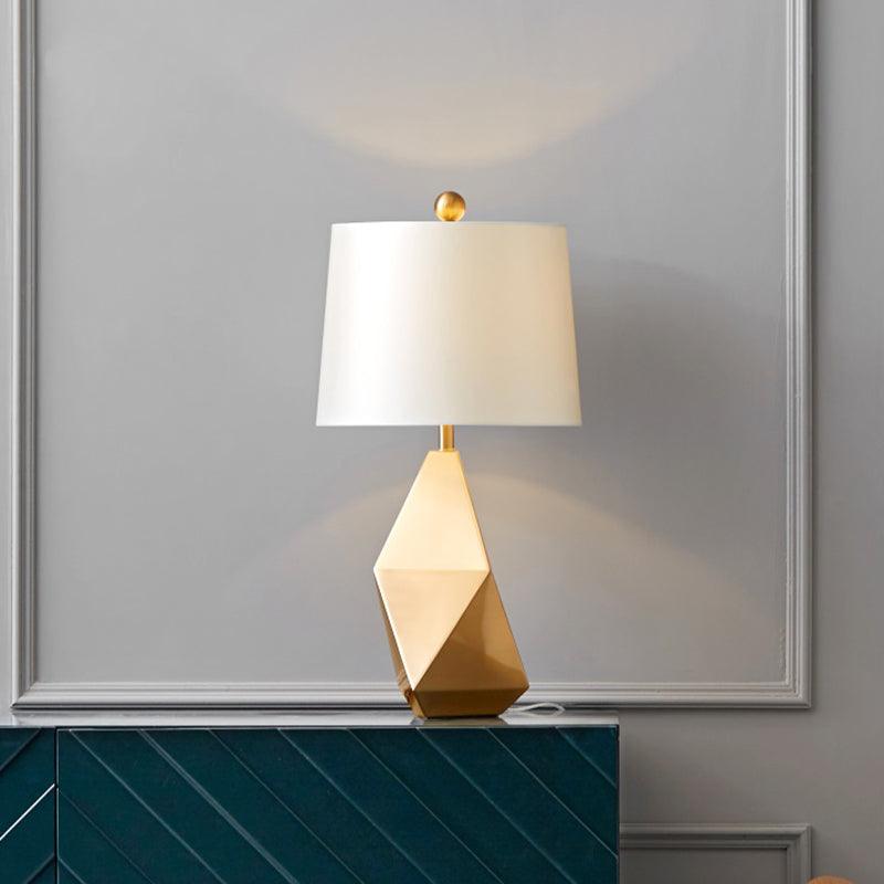Faro Faceted Table Lamp | Metal Frame, LED Compatible, Modern Design