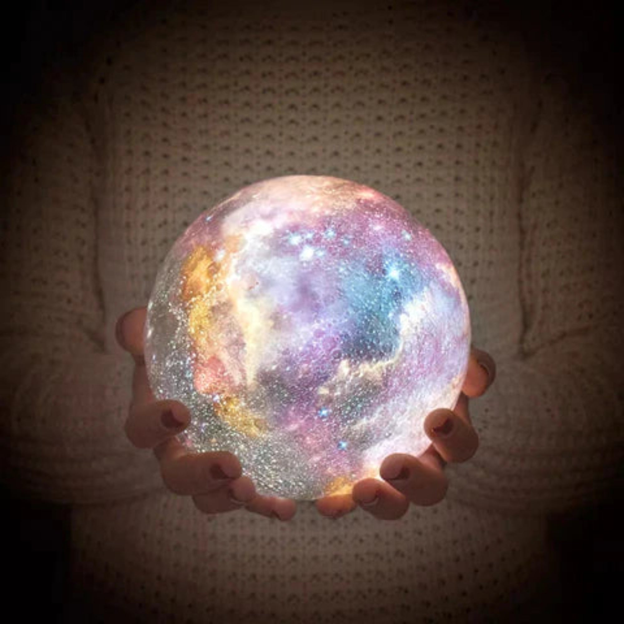 Celestia Moon Light | 16-Color Rechargeable Lamp