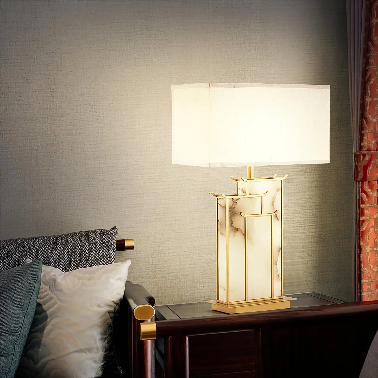 Auric Alabaster Table Lamp