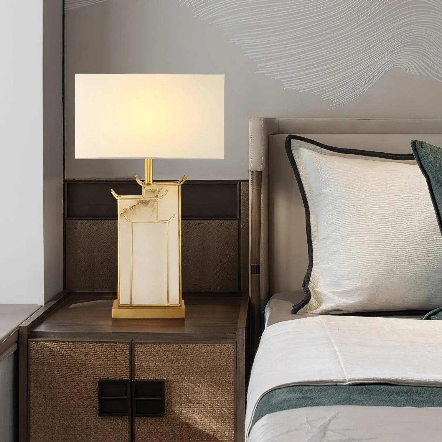 Auric Alabaster Table Lamp