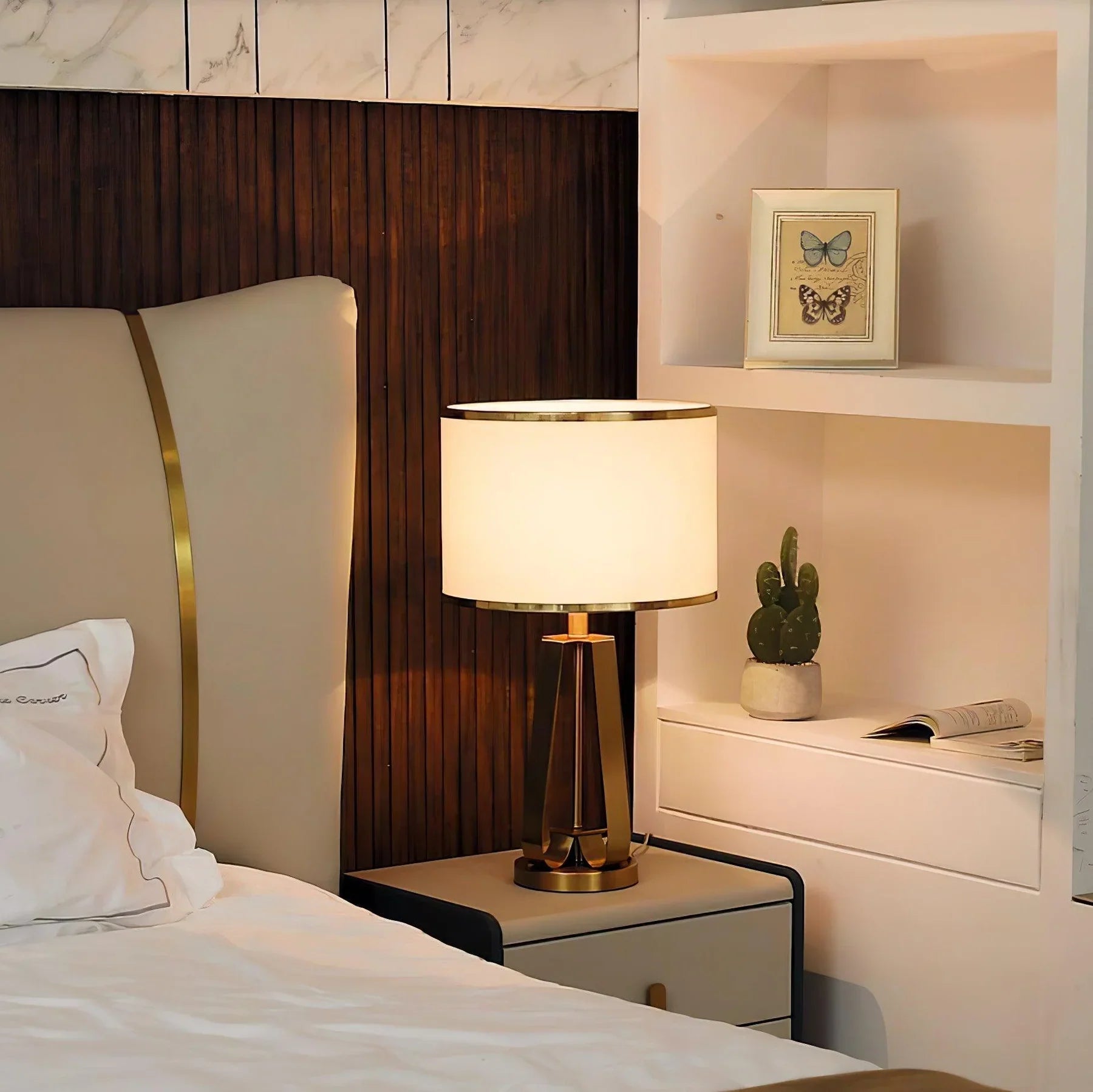 Solea Gold Table Lamp