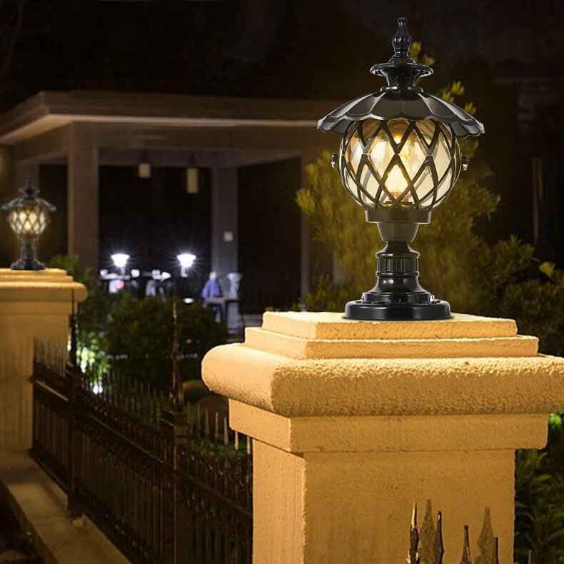 Verona Outdoor Light