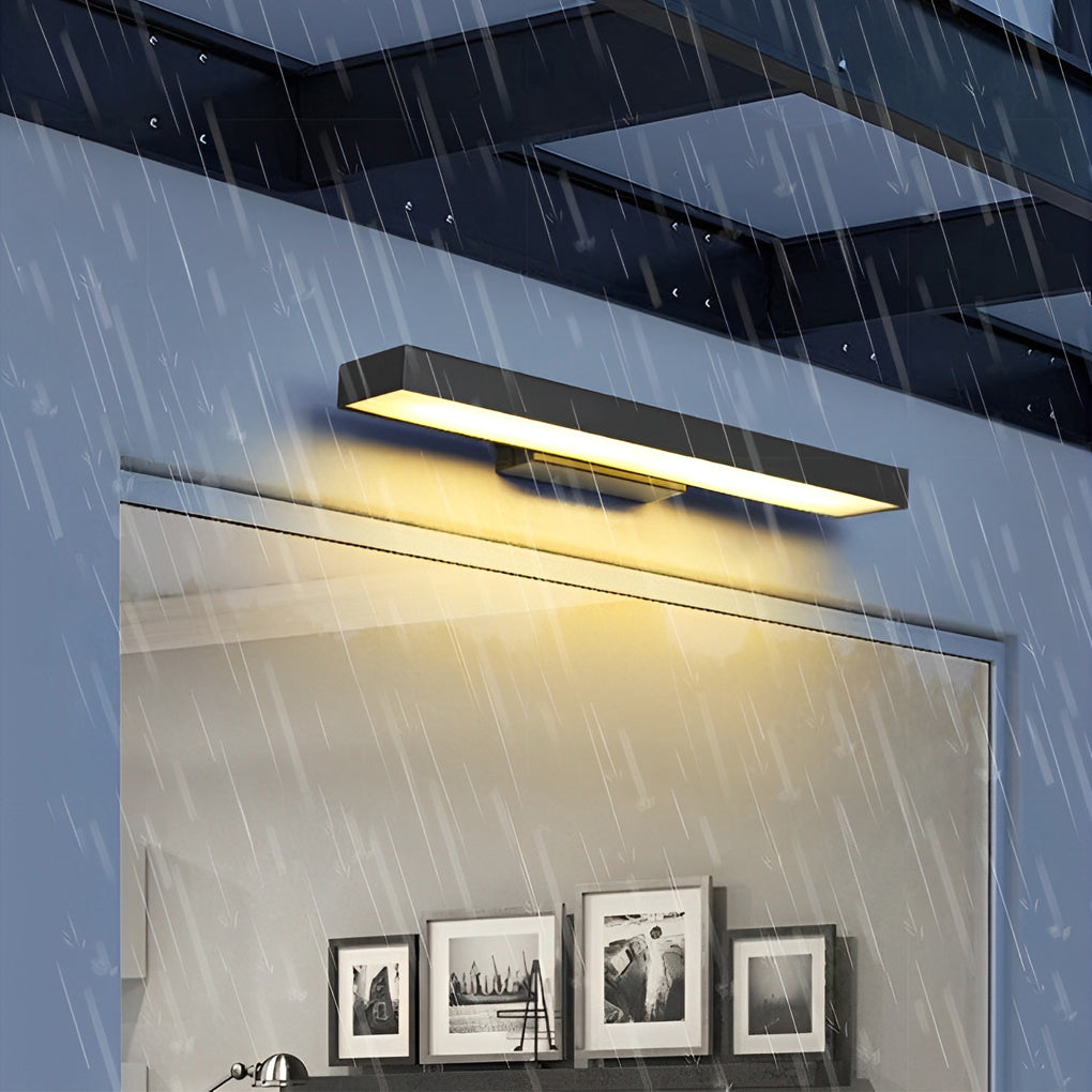 Luma Linear Wall Lamp