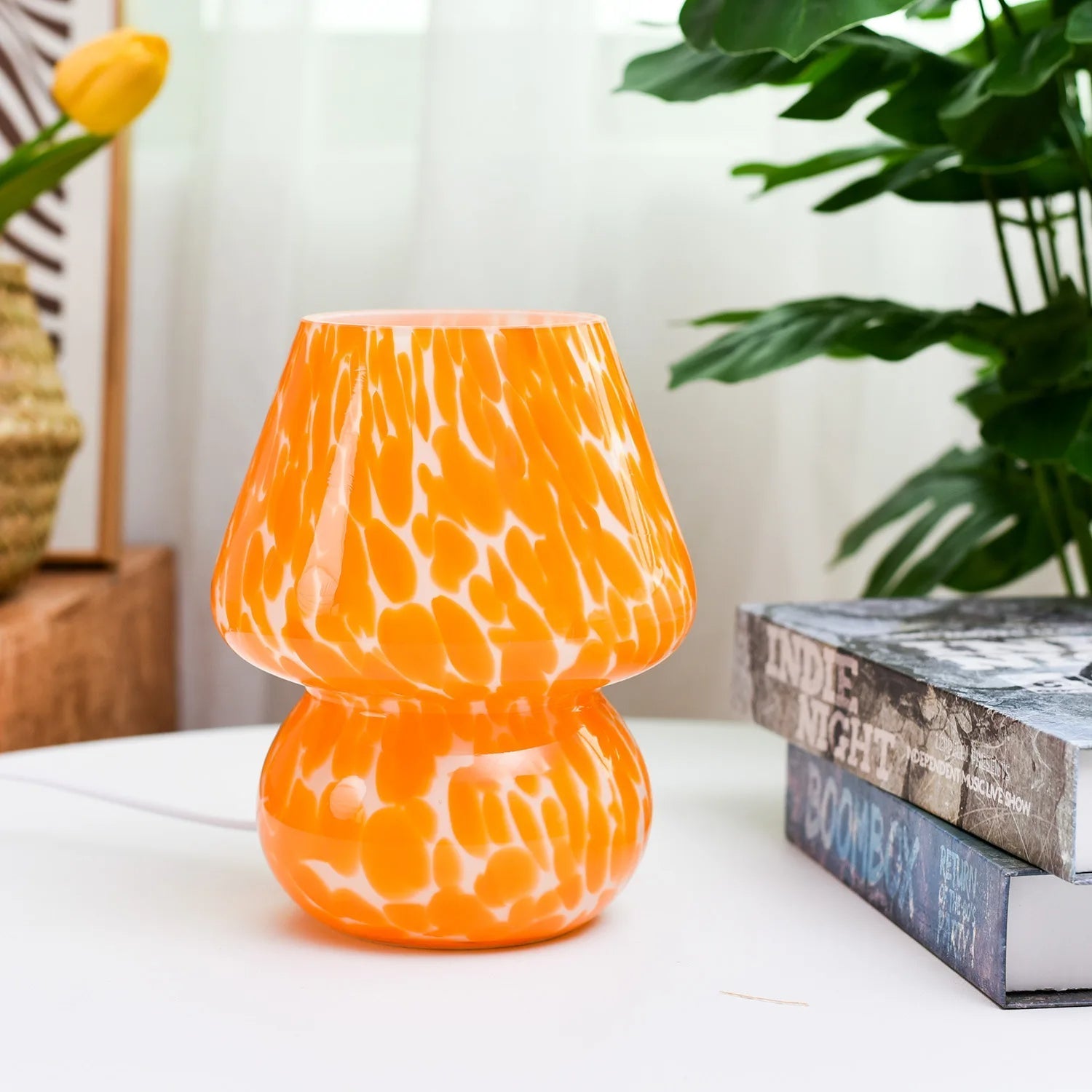 Lumi Miro Art Glass Table Lamp