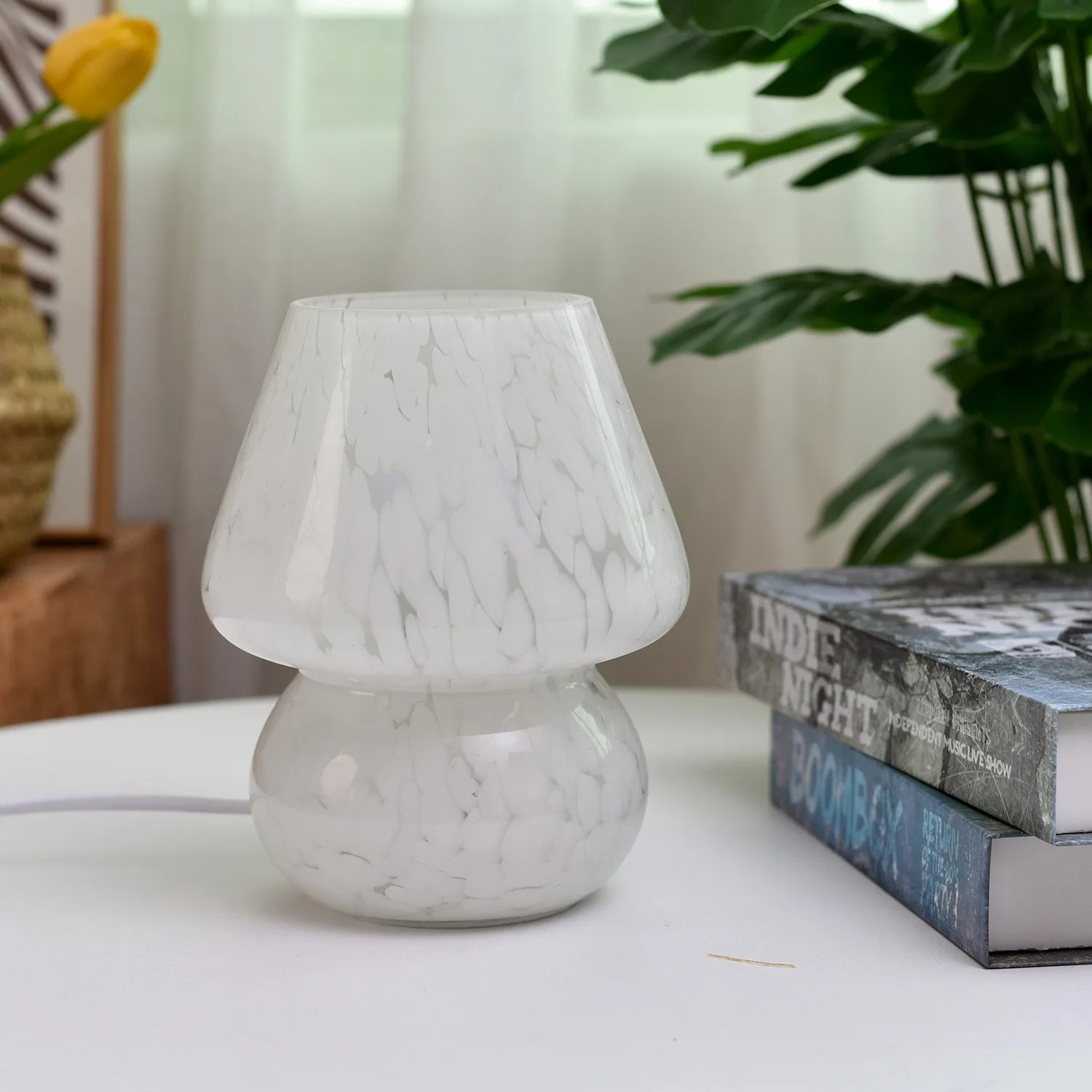 Lumi Miro Art Glass Table Lamp