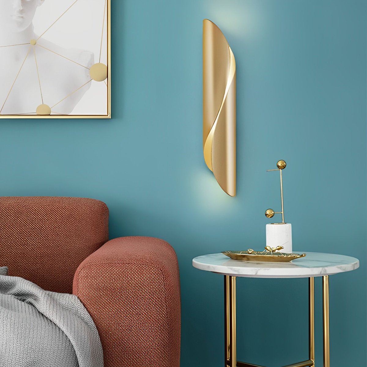 Brisa Iron Wall Lamp | Dual Beam Decorative Light