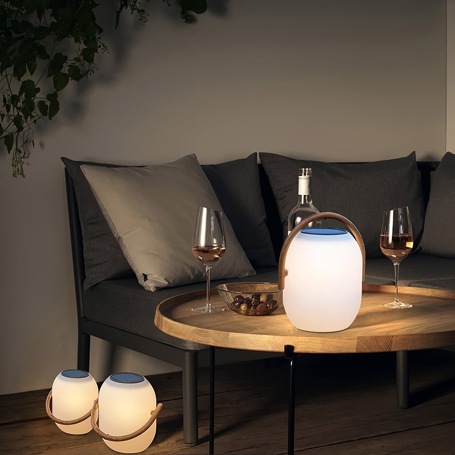 Solar Glow Outdoor Light