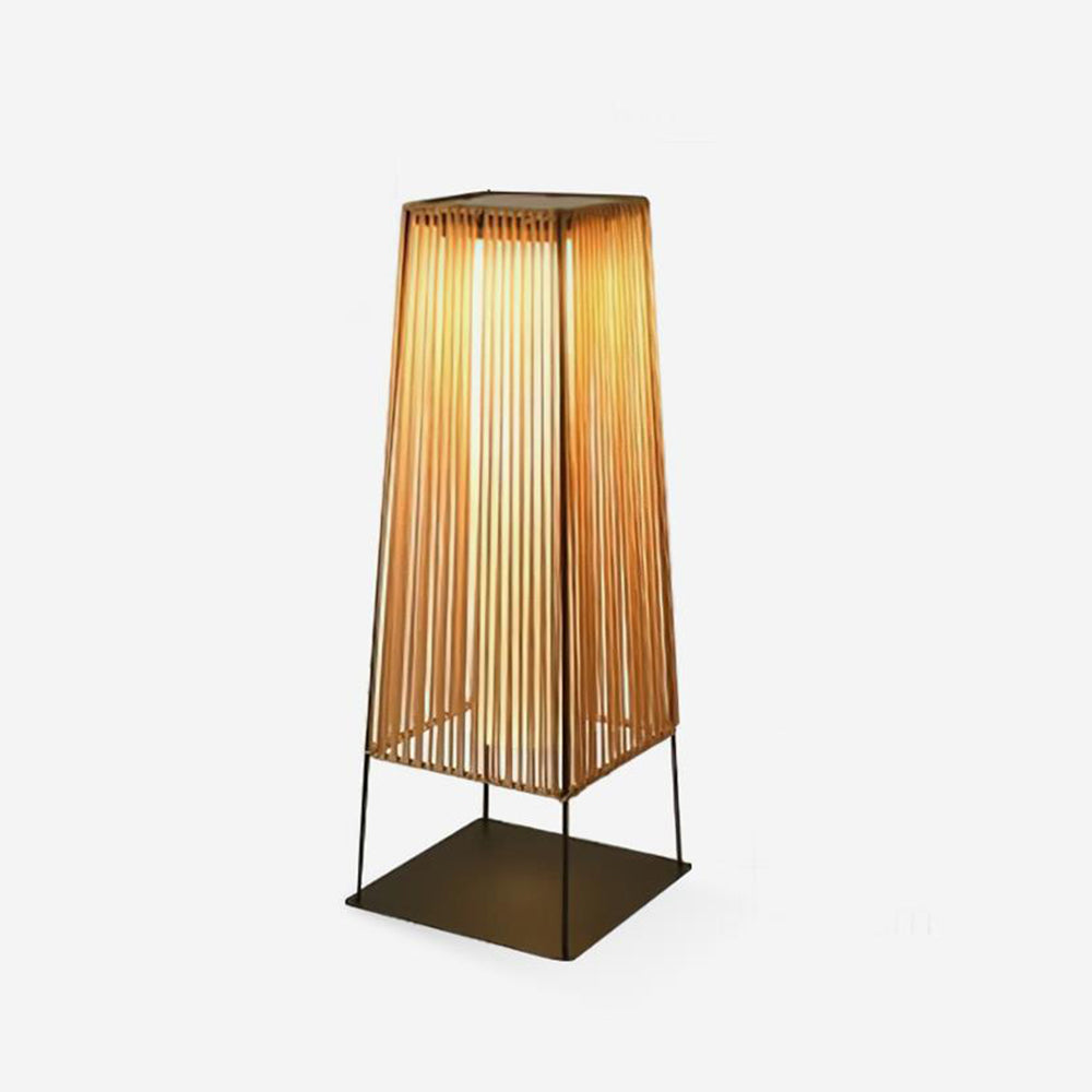 Solaro Outdoor Light | Solar Powered, LED Integrated for Landscape Lighting