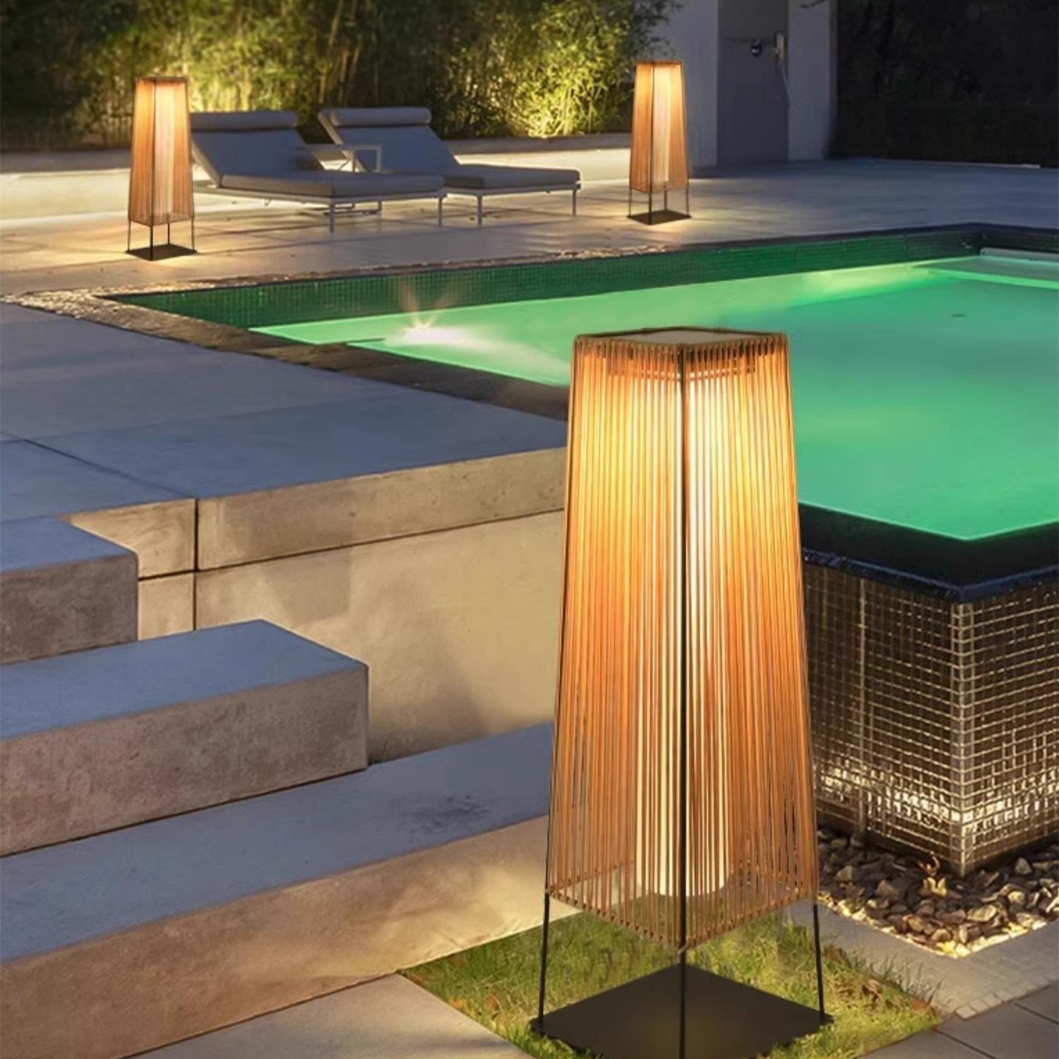 Solaro Outdoor Light | Solar Powered, LED Integrated for Landscape Lighting