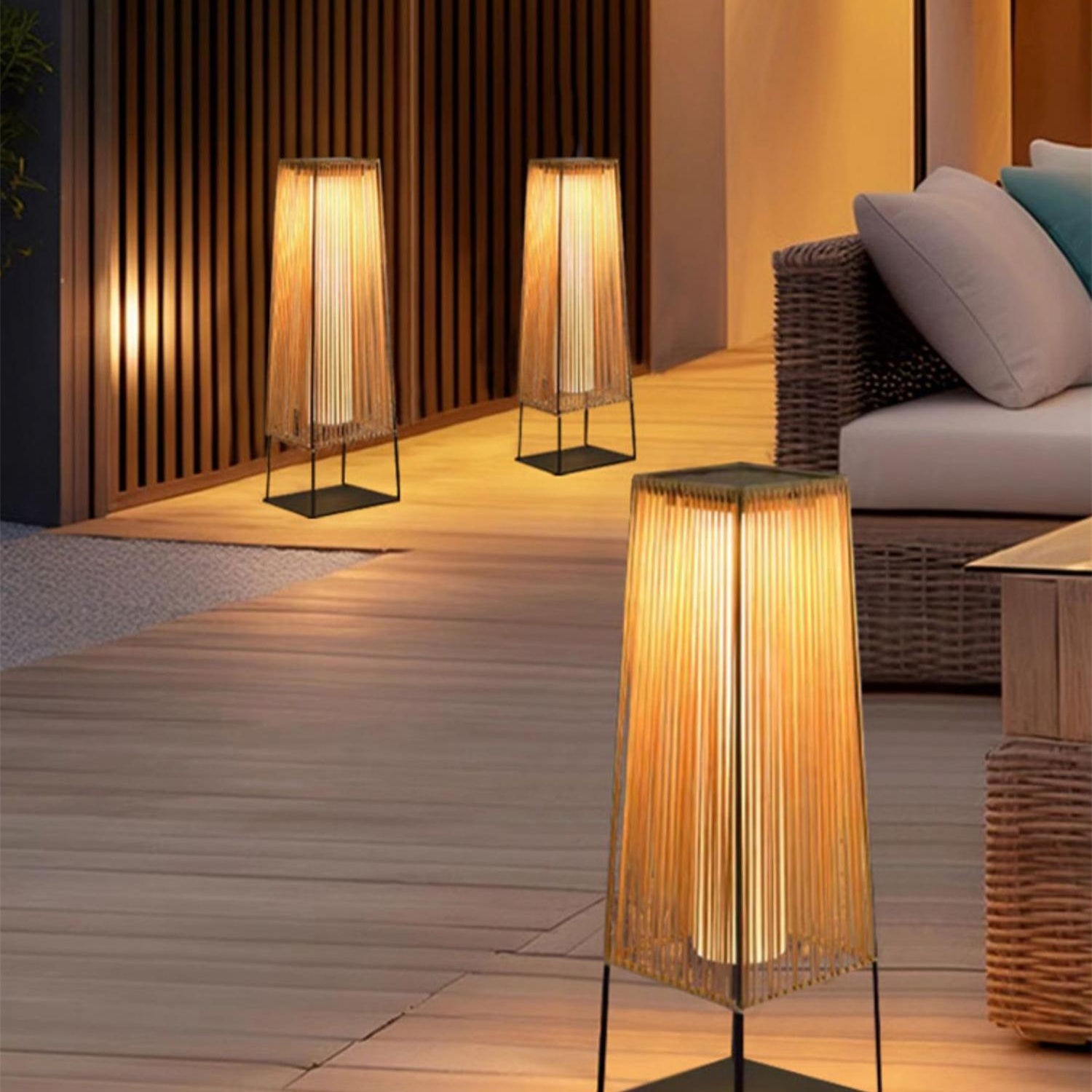 Solaro Outdoor Light | Solar Powered, LED Integrated for Landscape Lighting