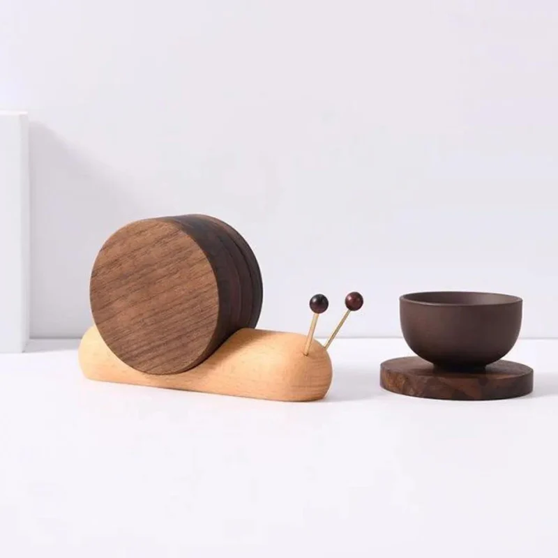 Snail Walnut Coaster Set