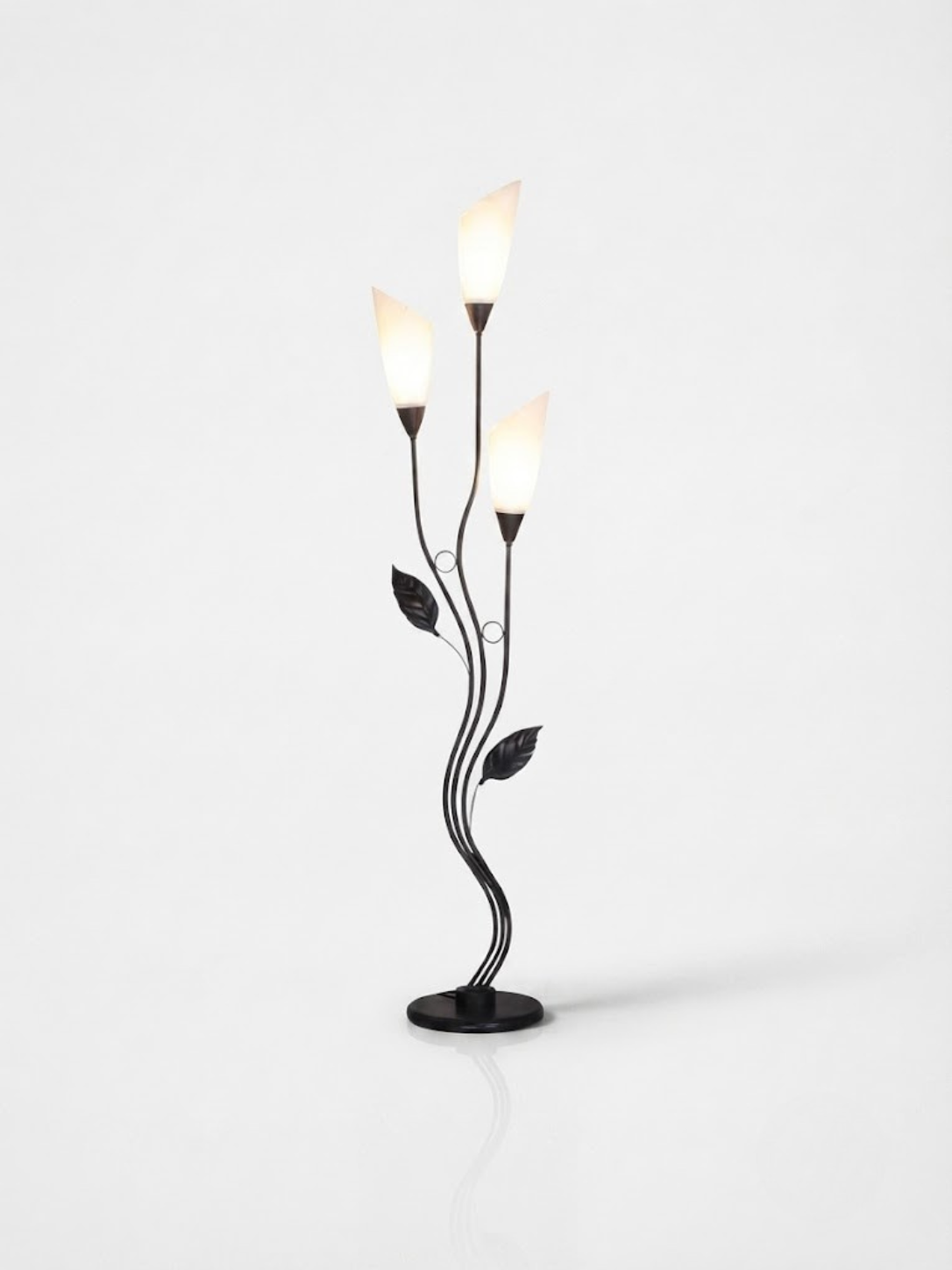 Lunavera Floral Arc Lamp