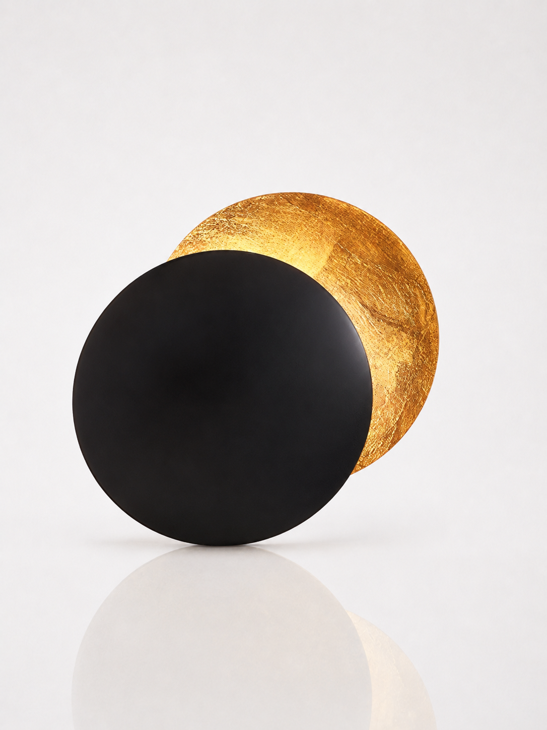 Solune Wall Lamp | Elegant Adjustable Eclipse Wall Light