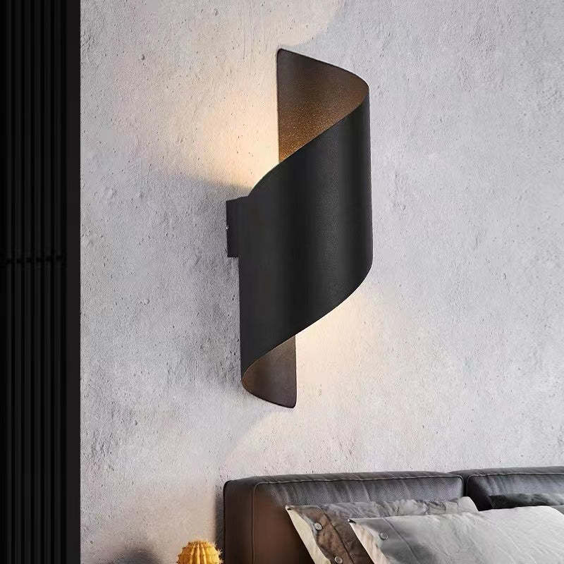 Luno Wall Lamp