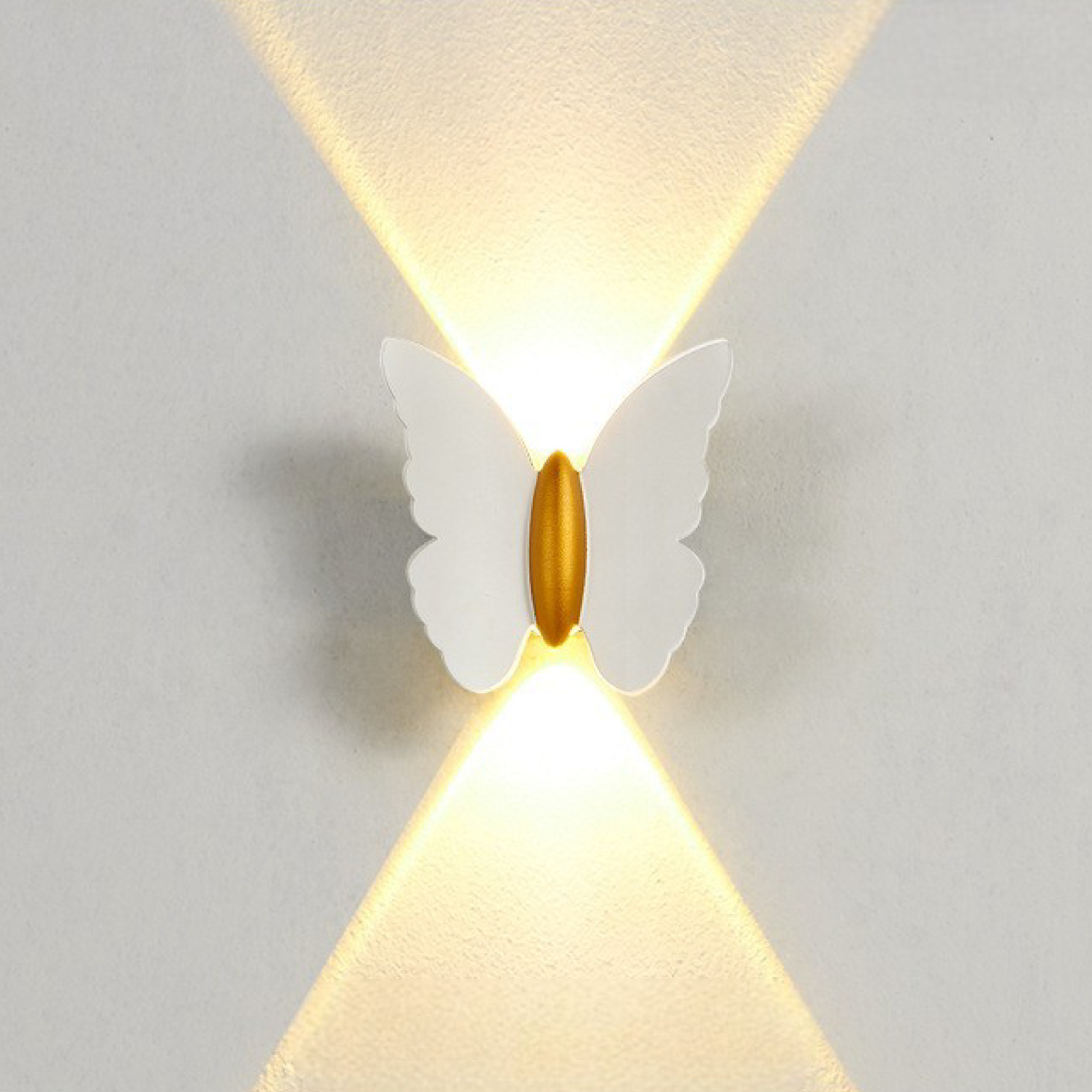 Mari Outdoor Wall Light Aluminium E27 3000K