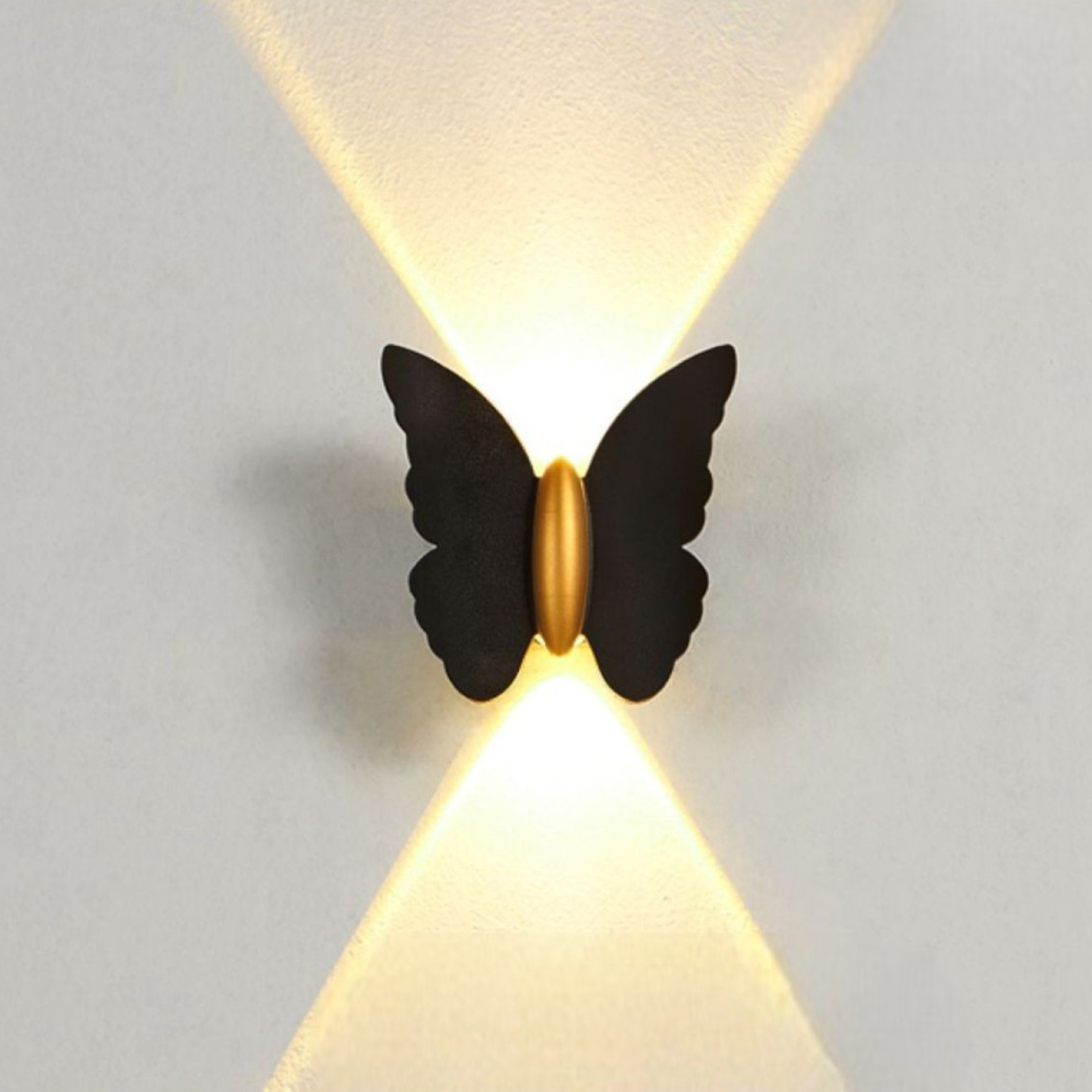 Mari Outdoor Wall Light Aluminium E27 3000K