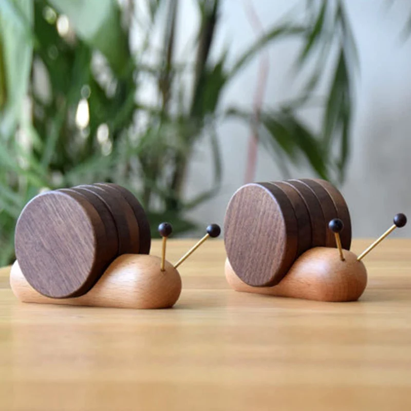 Snail Walnut Coaster Set